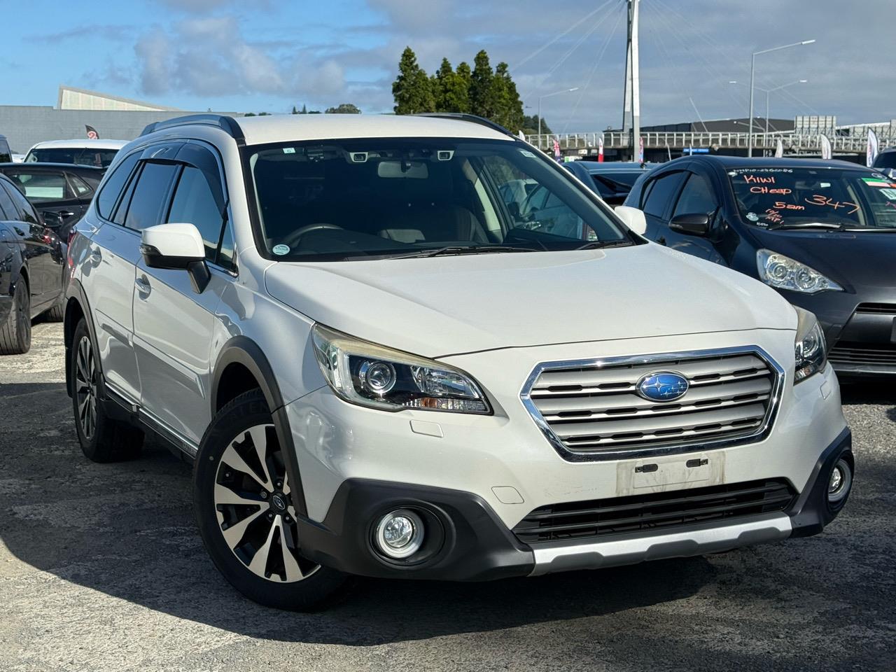 2015 Subaru Outback thumbnail