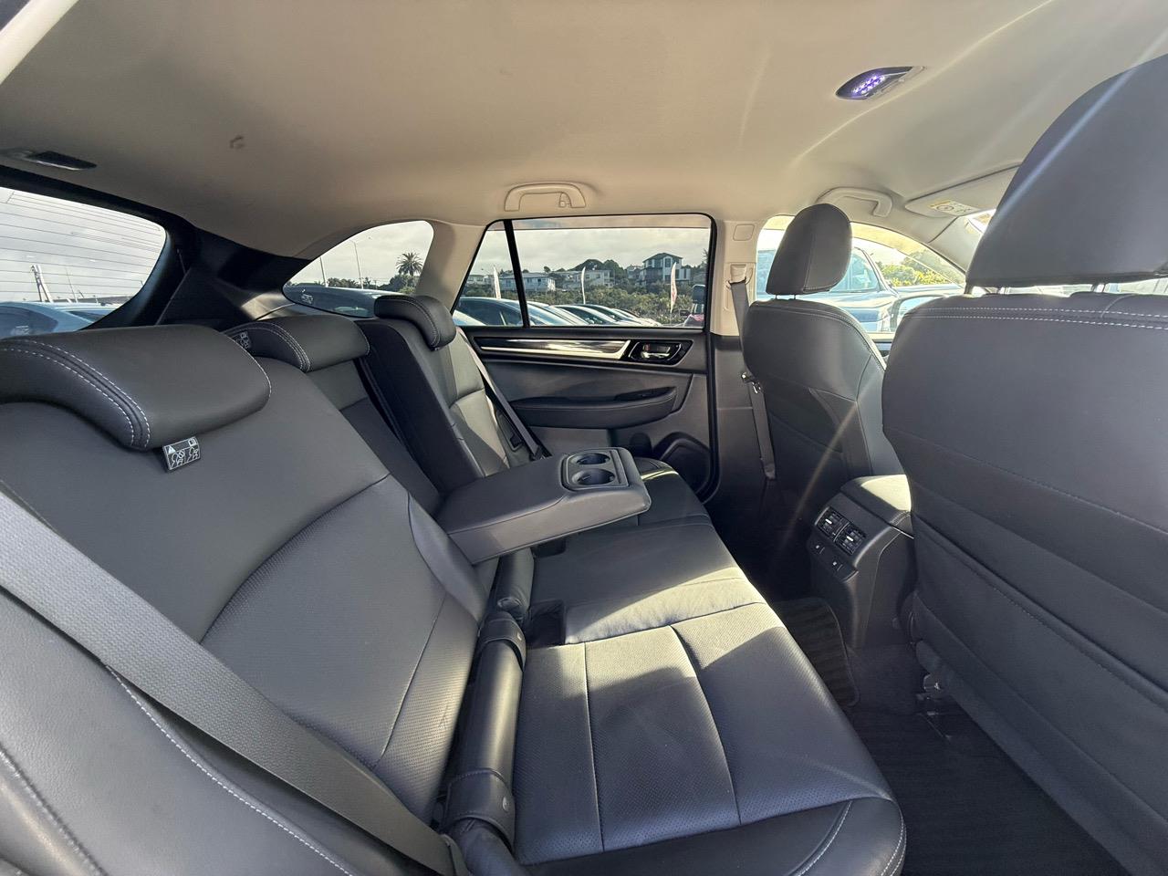 2015 Subaru Outback thumbnail