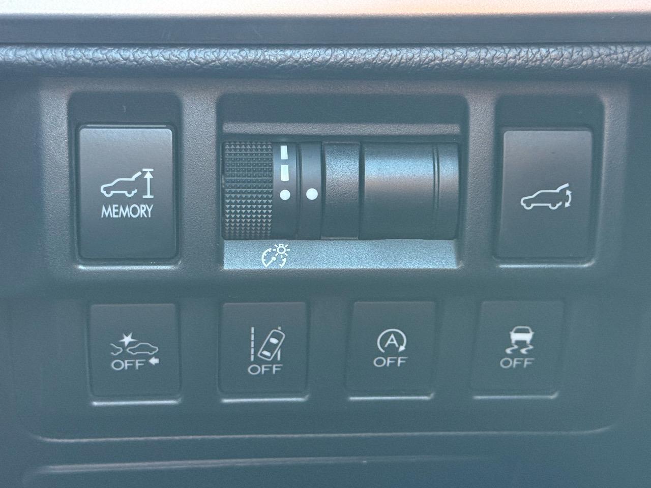 2015 Subaru Outback thumbnail