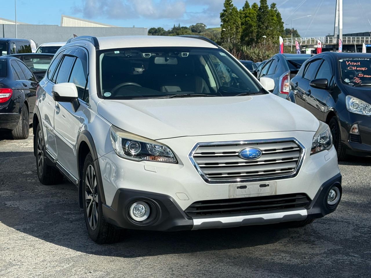 2015 Subaru Outback thumbnail