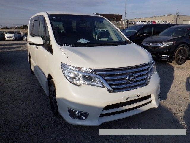 2015 Nissan Serena