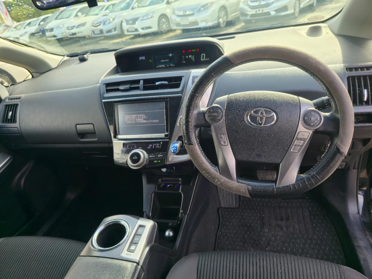 2015 Toyota Prius thumbnail