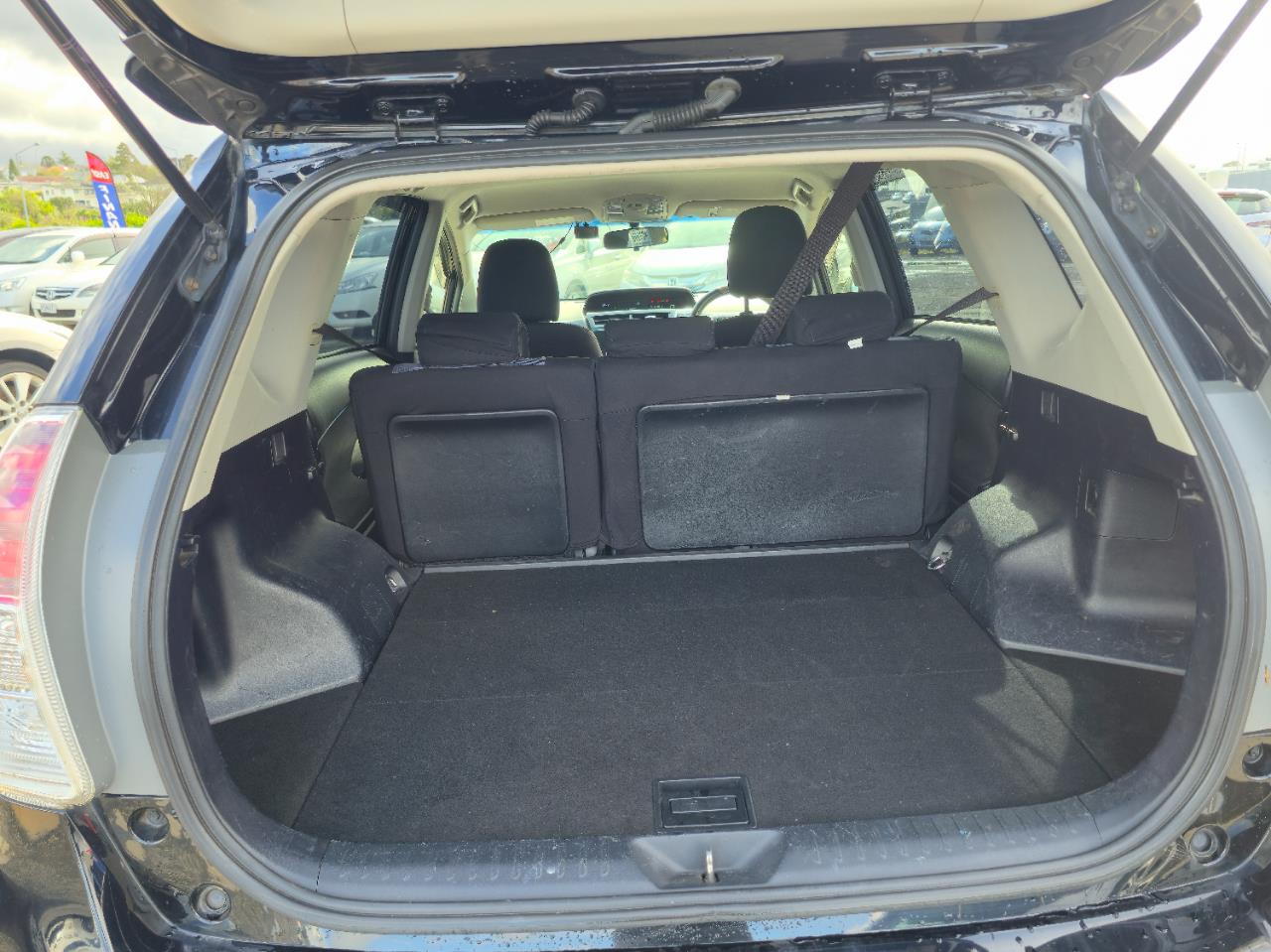 2015 Toyota Prius thumbnail