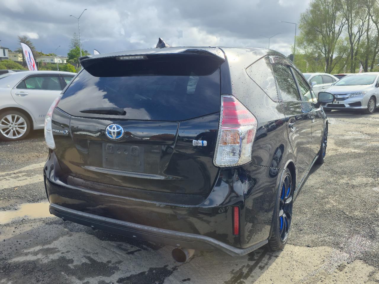 2015 Toyota Prius thumbnail