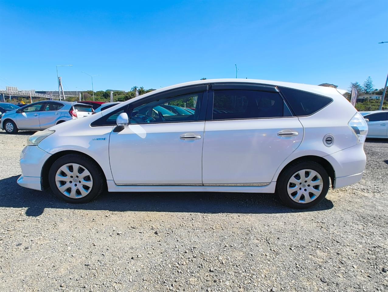 2013 Toyota Prius thumbnail