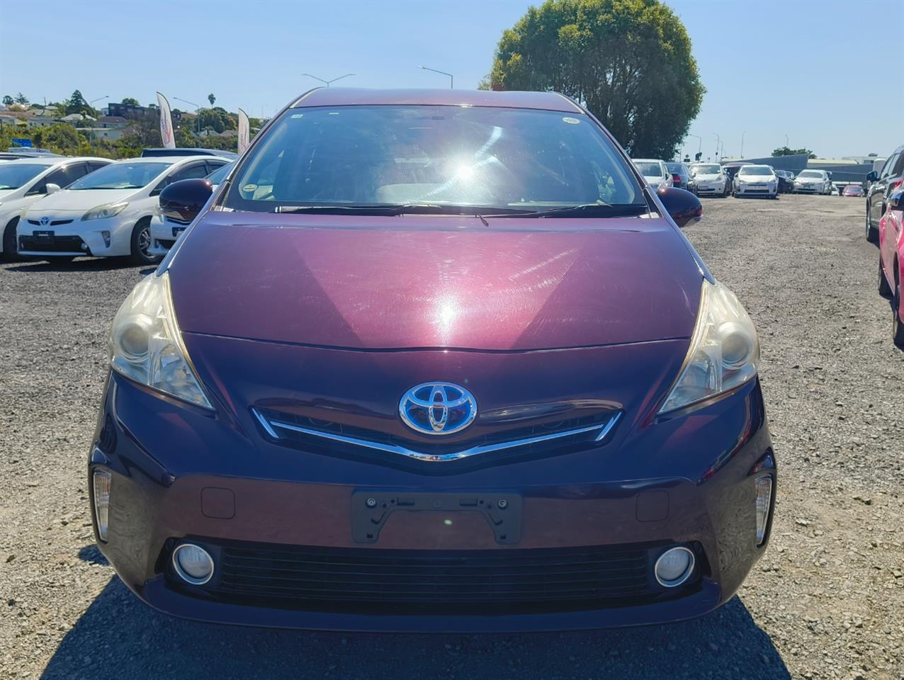 2014 Toyota Prius thumbnail