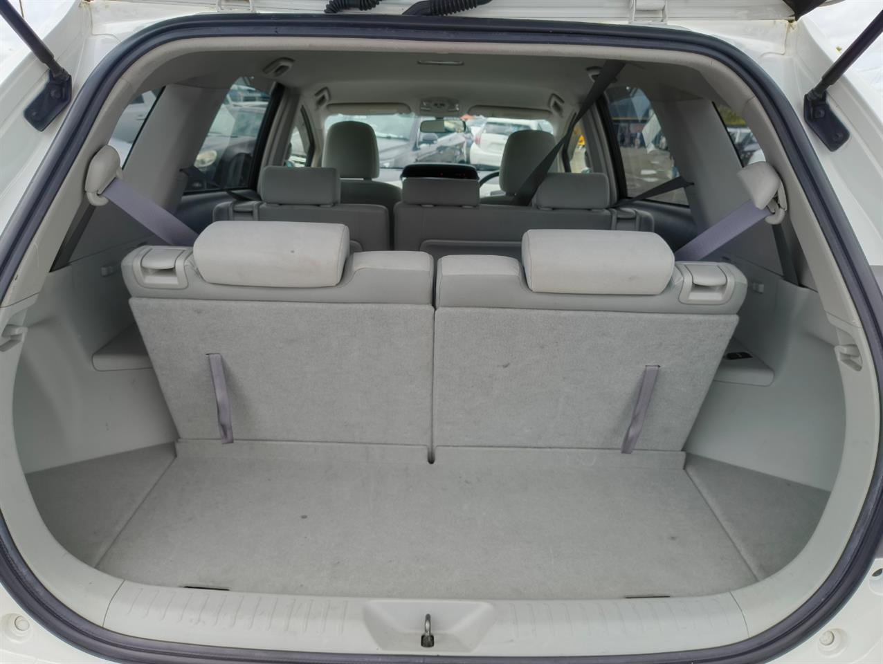 2012 Toyota Prius thumbnail