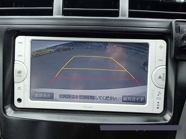 2012 Toyota Prius thumbnail