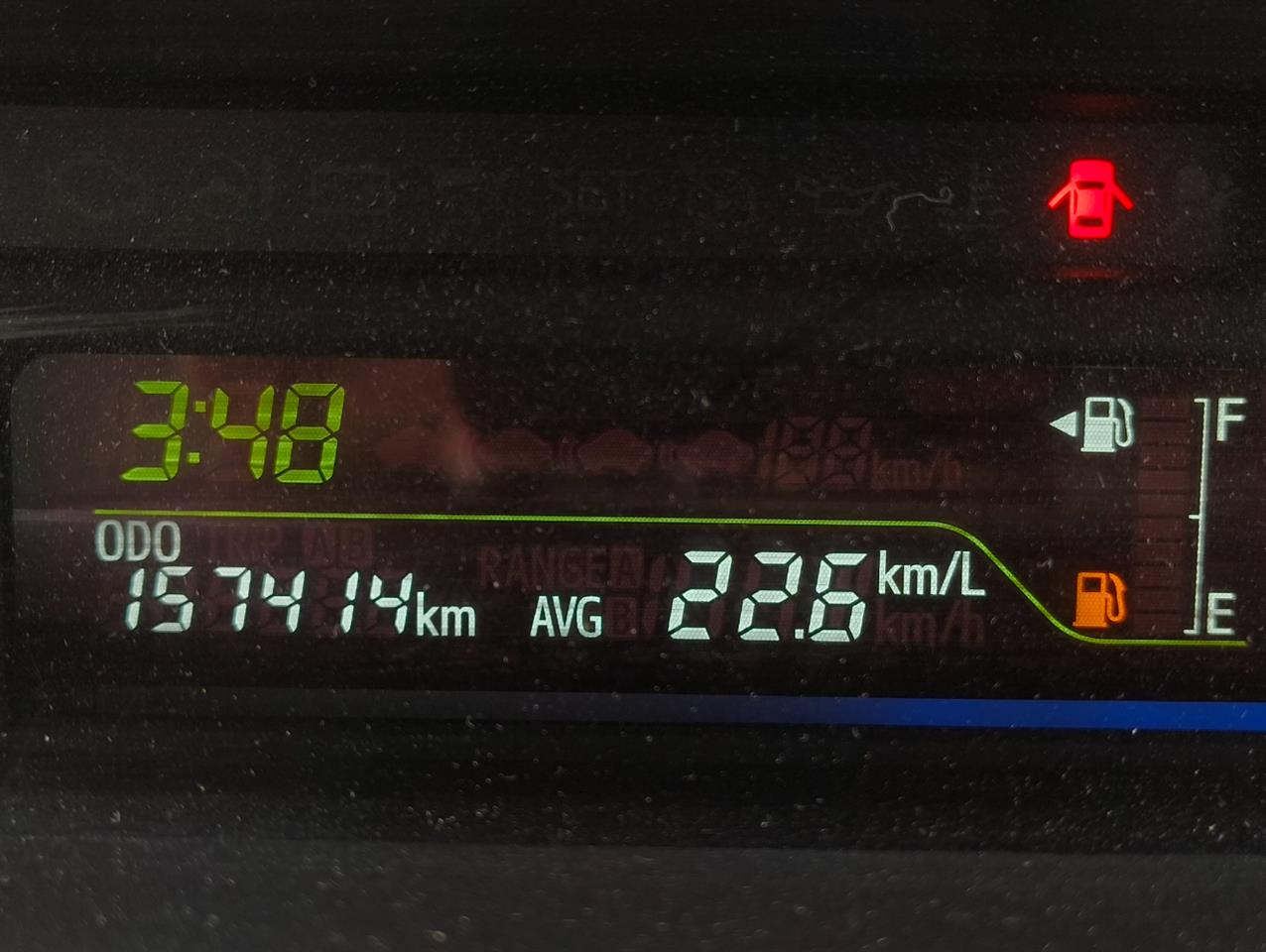 2012 Toyota Prius thumbnail