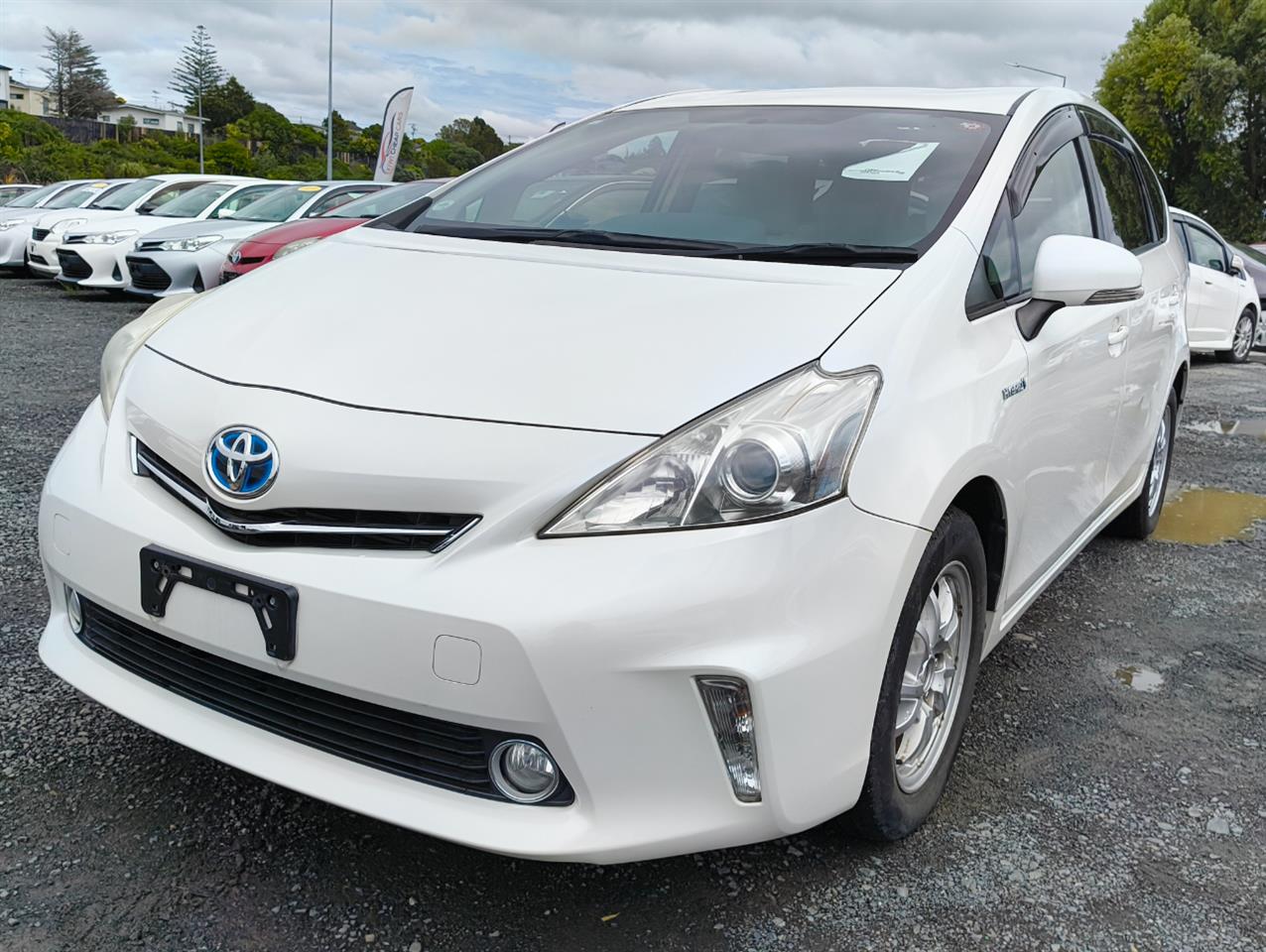 2012 Toyota Prius thumbnail
