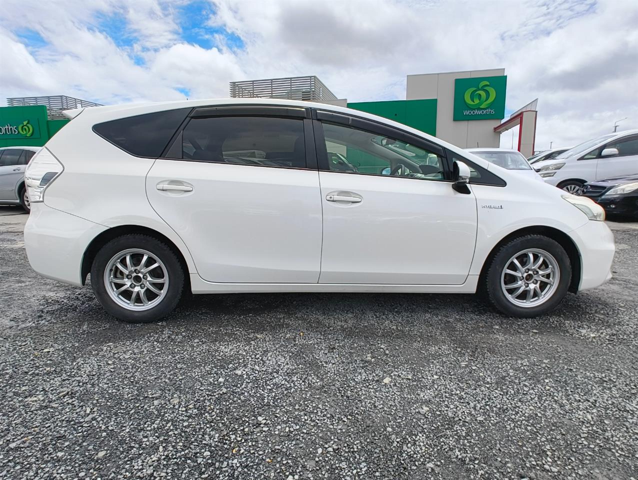 2012 Toyota Prius thumbnail