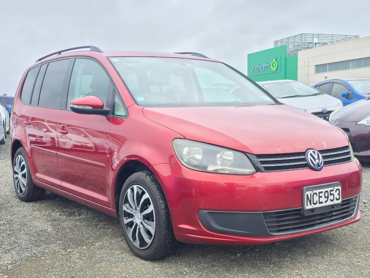 2011 Volkswagen Touran thumbnail