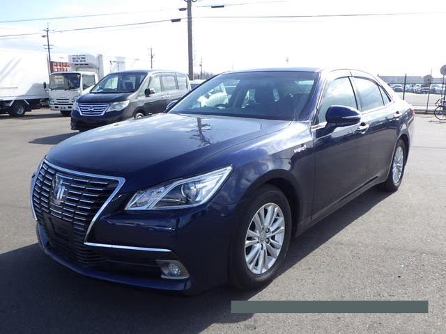 2014 Toyota Crown thumbnail