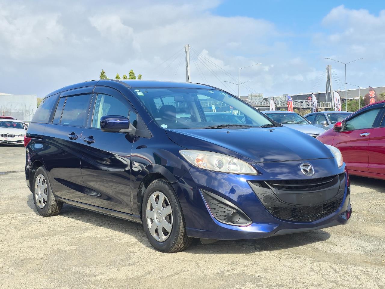 2013 Mazda Premacy thumbnail