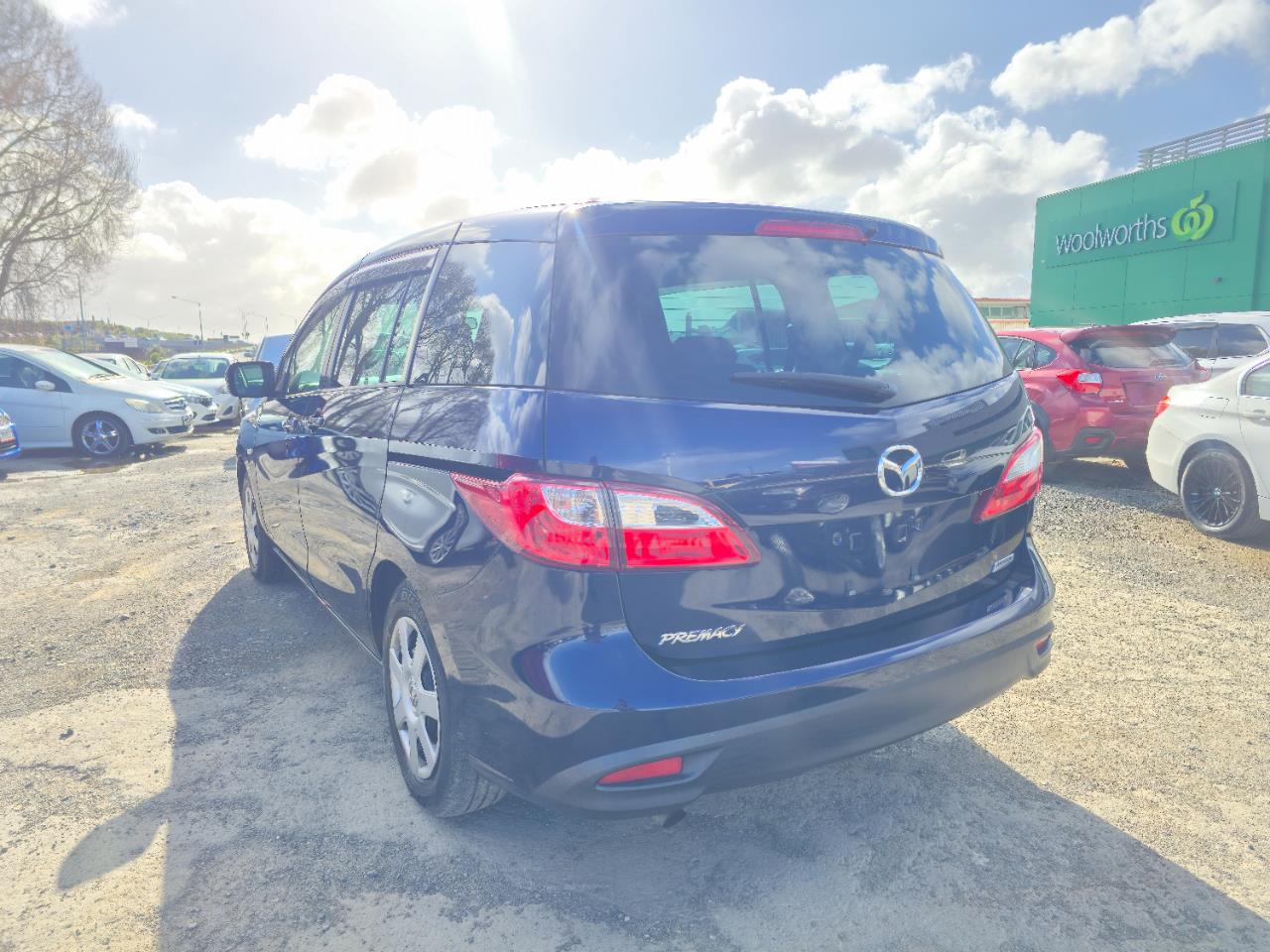 2013 Mazda Premacy thumbnail
