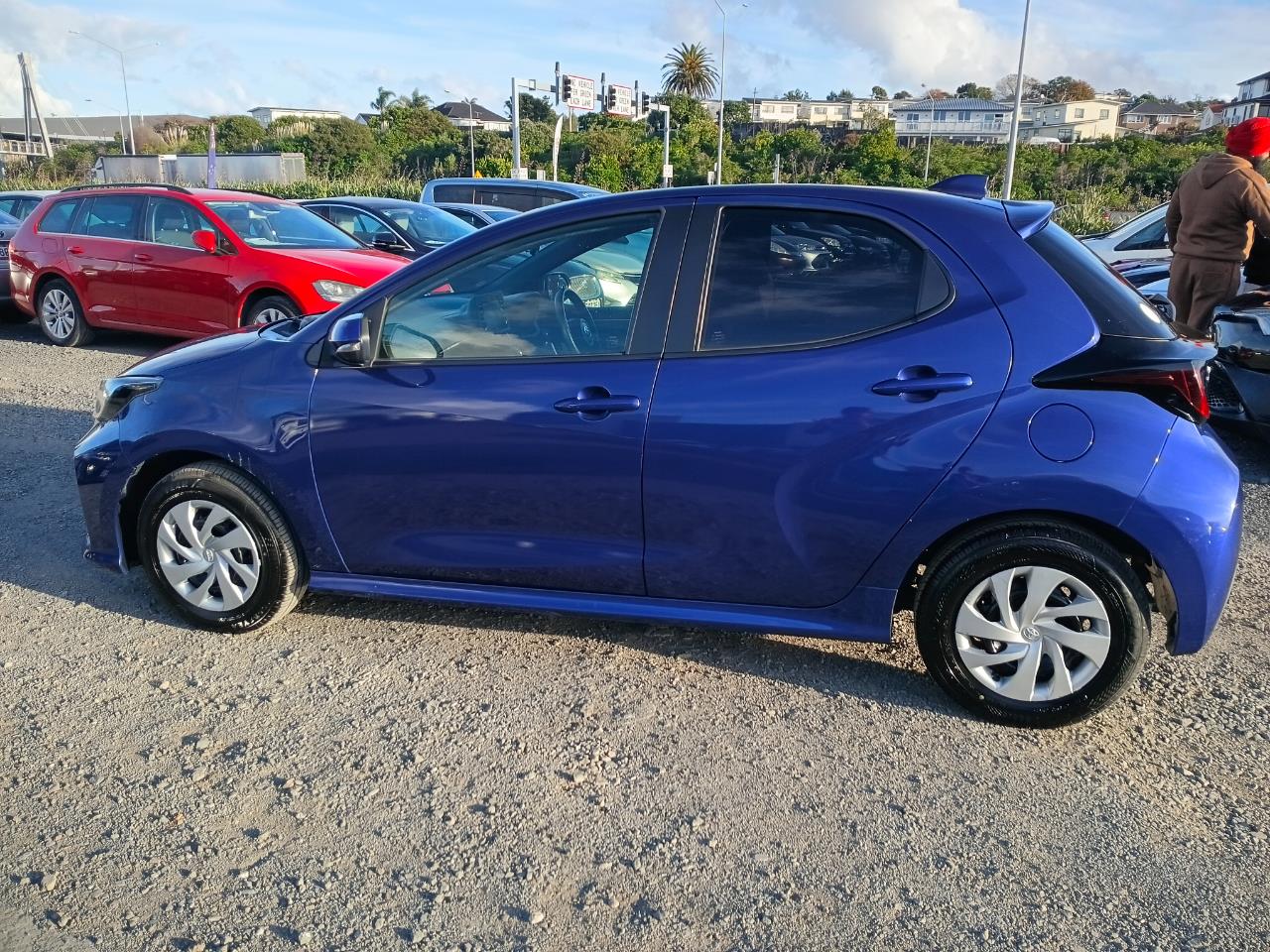 2021 Toyota Yaris thumbnail