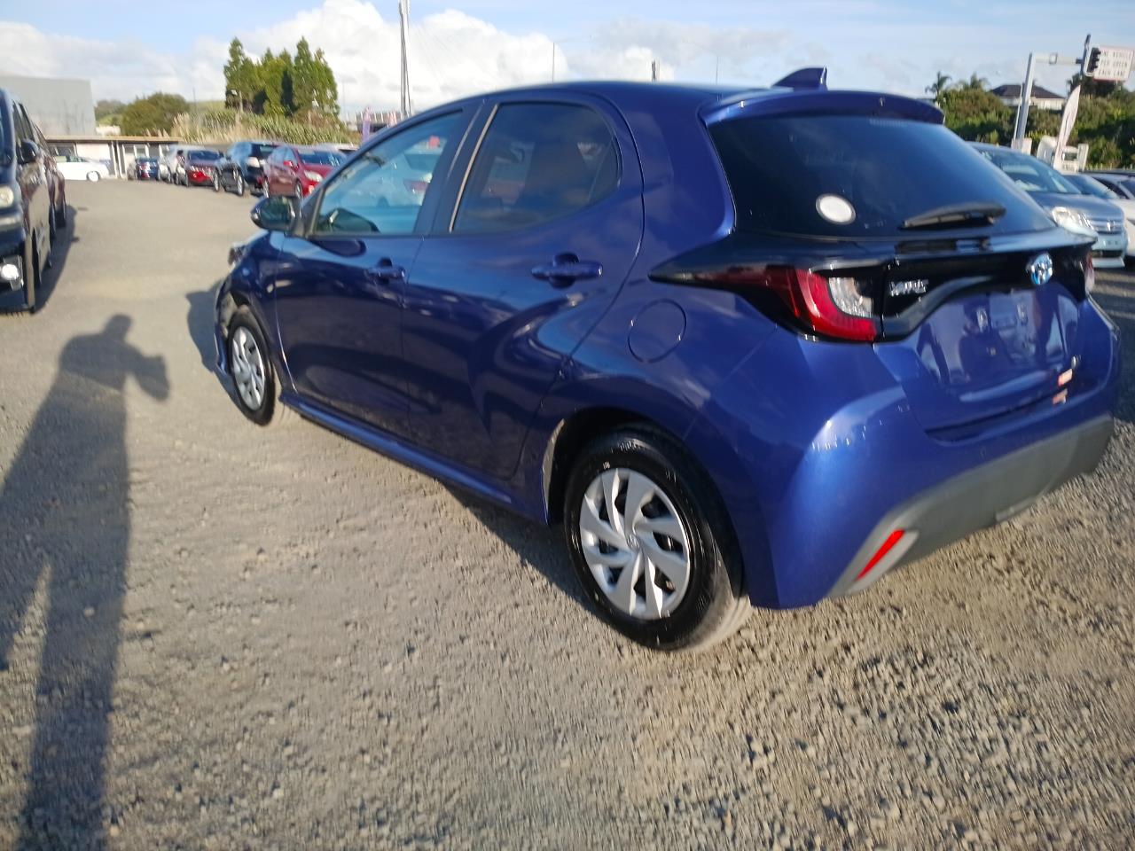 2021 Toyota Yaris thumbnail