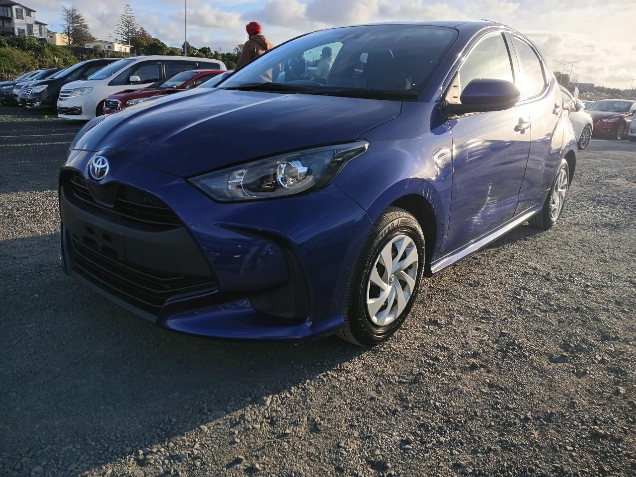2021 Toyota Yaris thumbnail