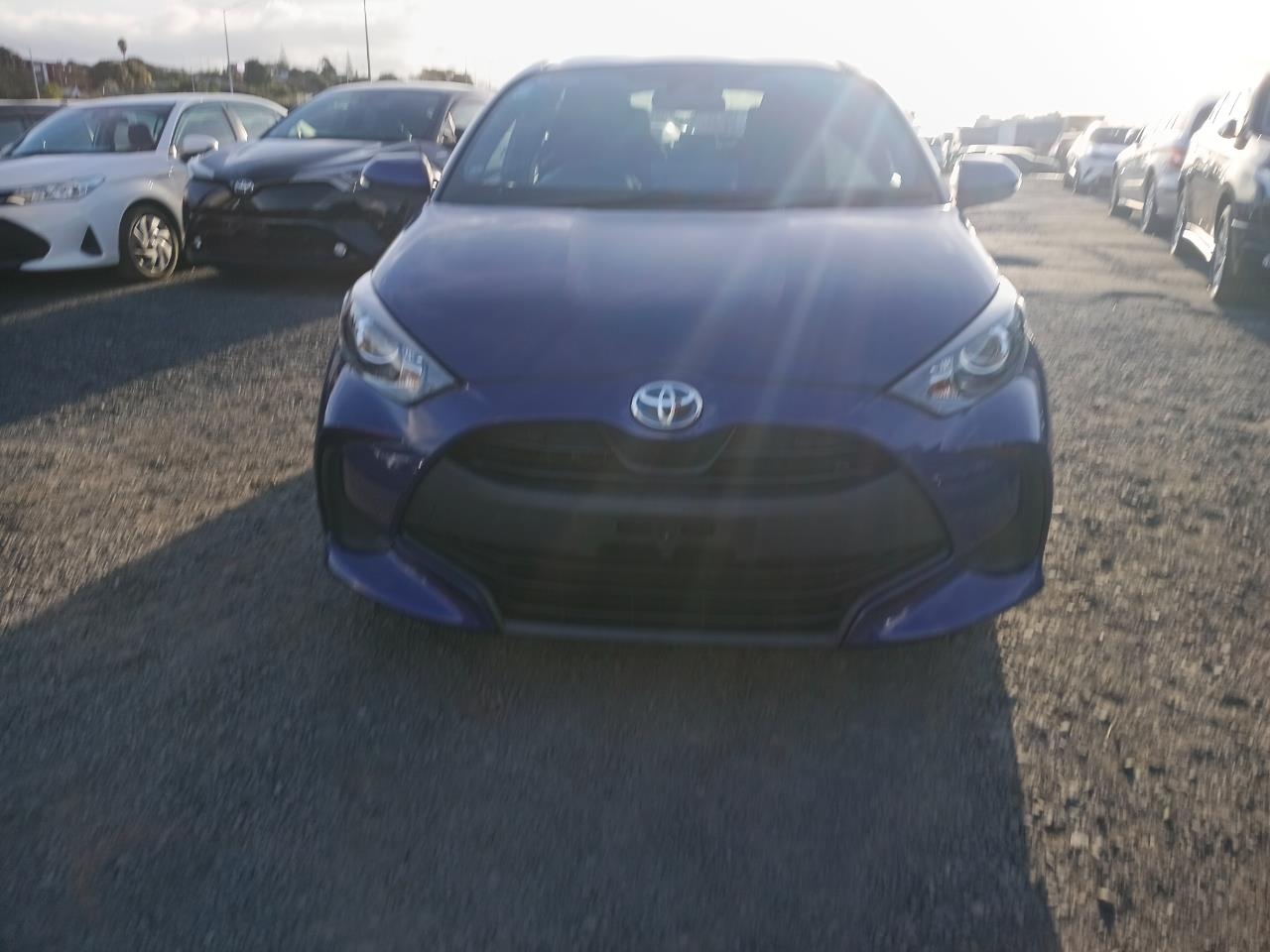 2021 Toyota Yaris thumbnail