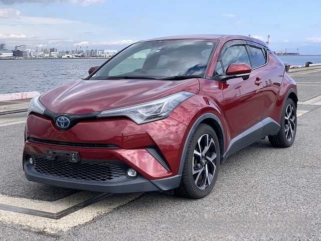 2018 Toyota C-HR thumbnail