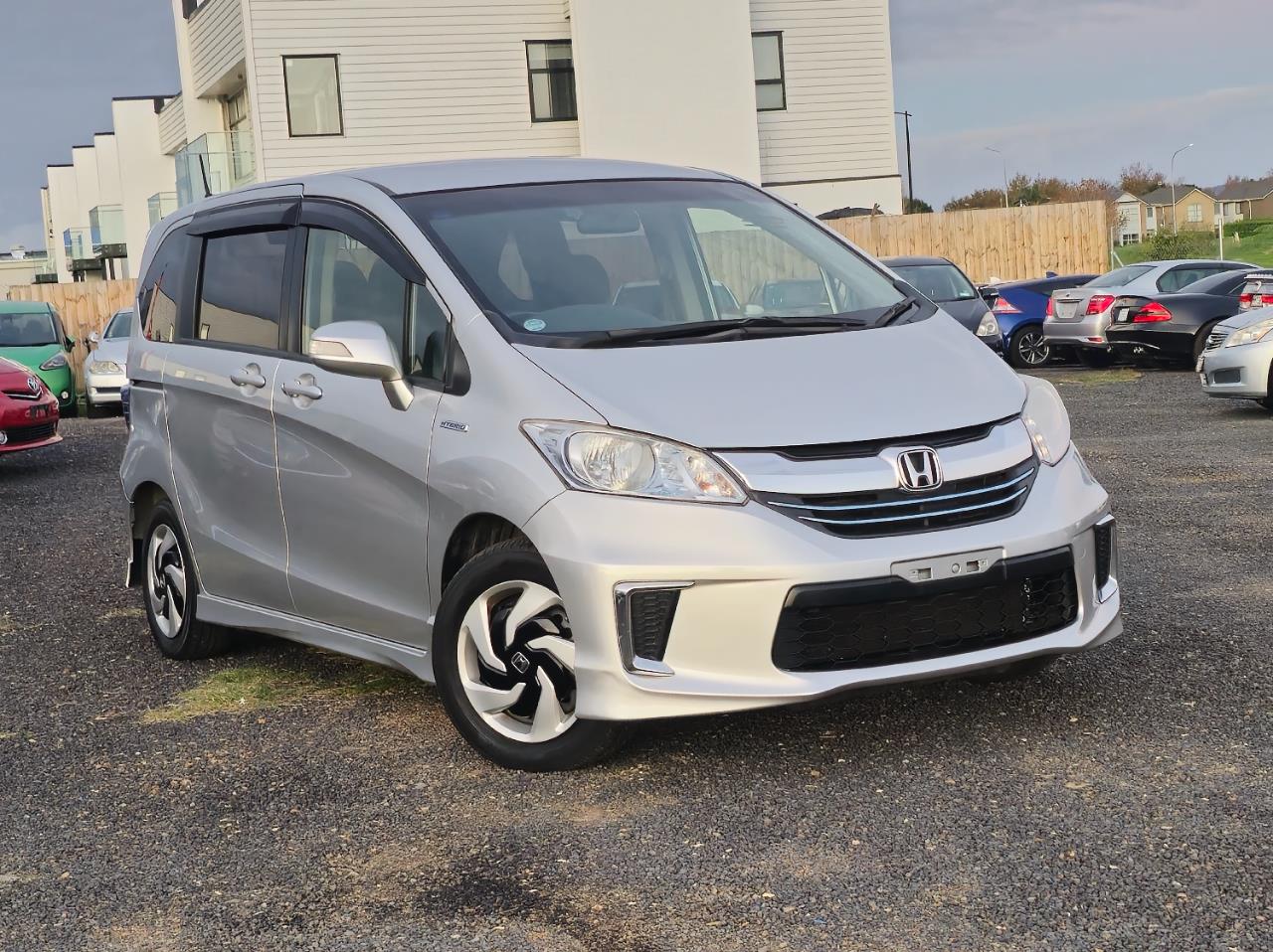 2015 Honda Freed thumbnail