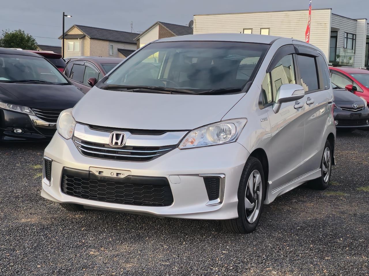 2015 Honda Freed thumbnail