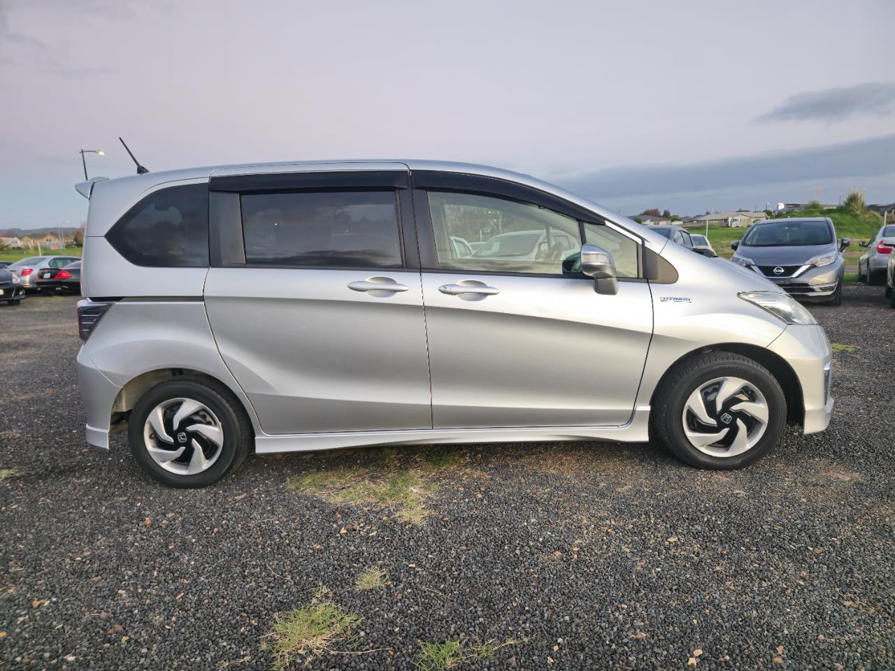 2015 Honda Freed thumbnail
