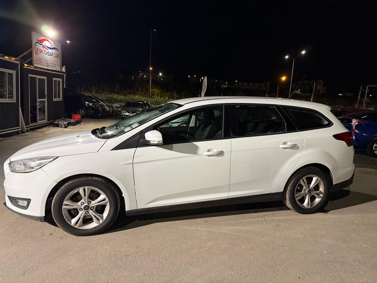 2015 Ford Focus thumbnail