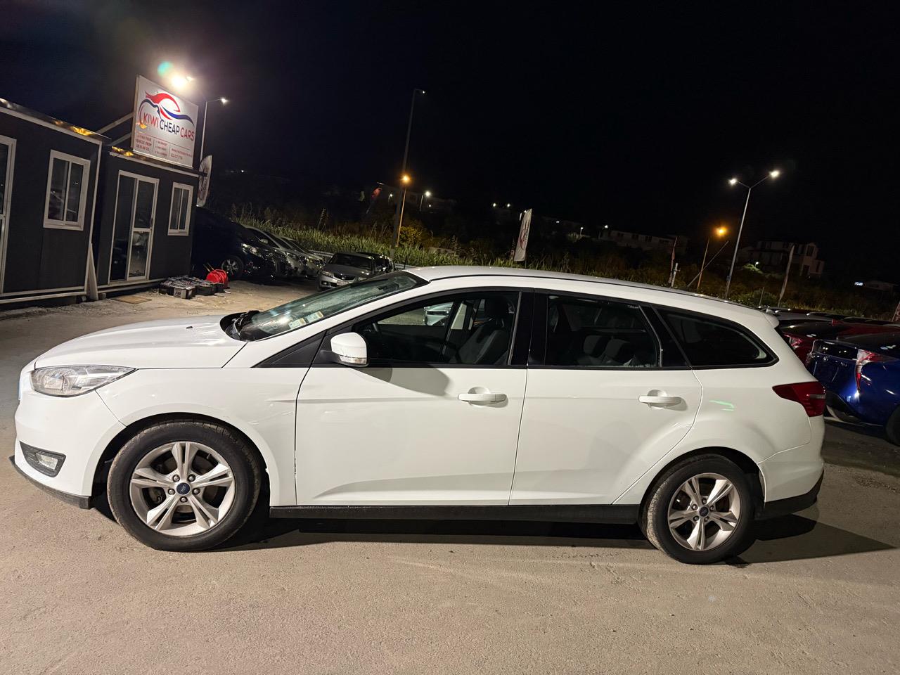 2015 Ford Focus thumbnail