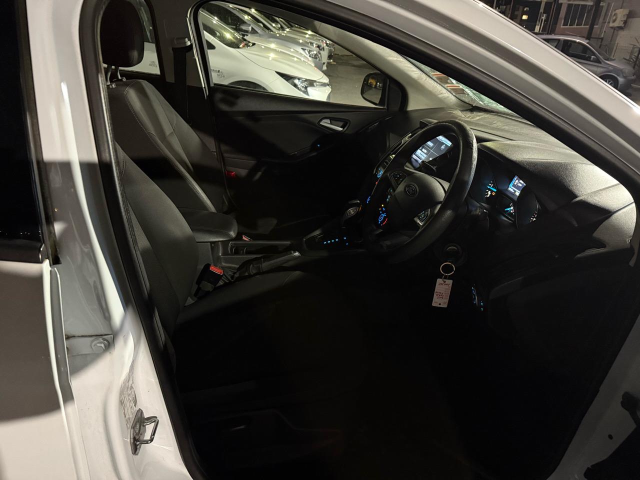 2015 Ford Focus thumbnail