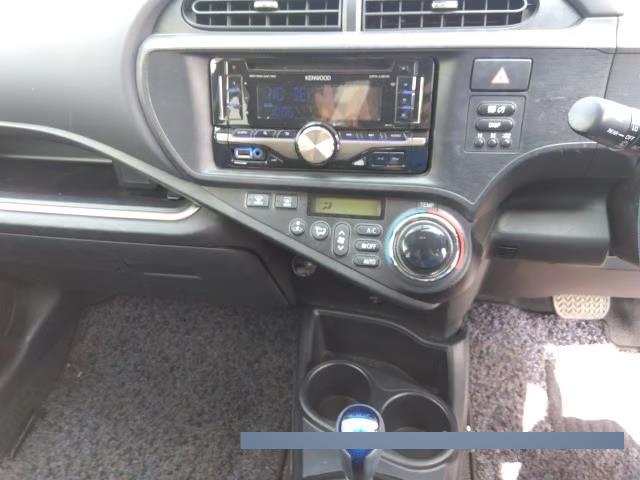 2014 Toyota Aqua thumbnail