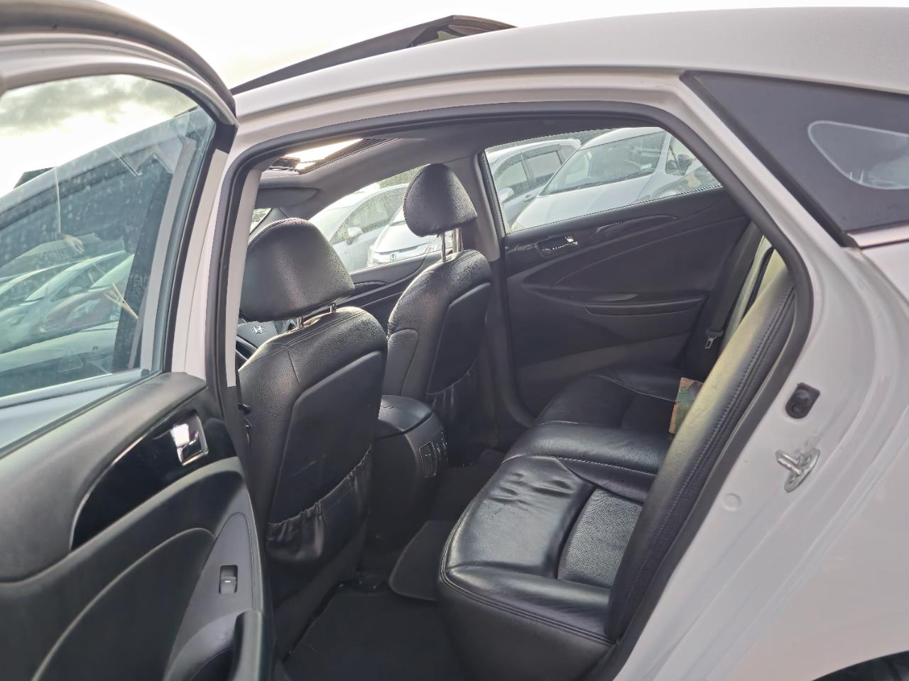 2012 Hyundai I45 thumbnail