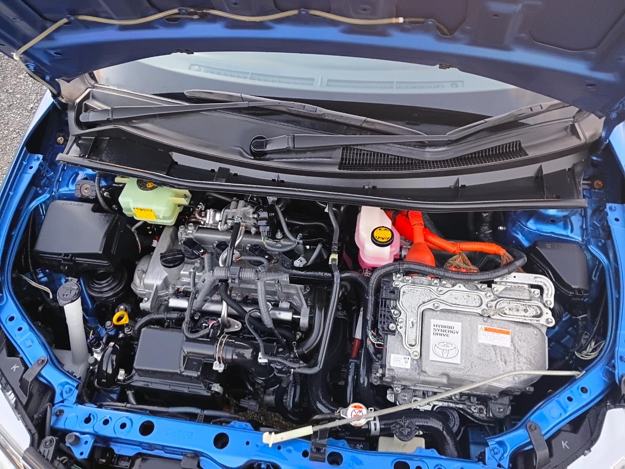 2016 Toyota Corolla thumbnail