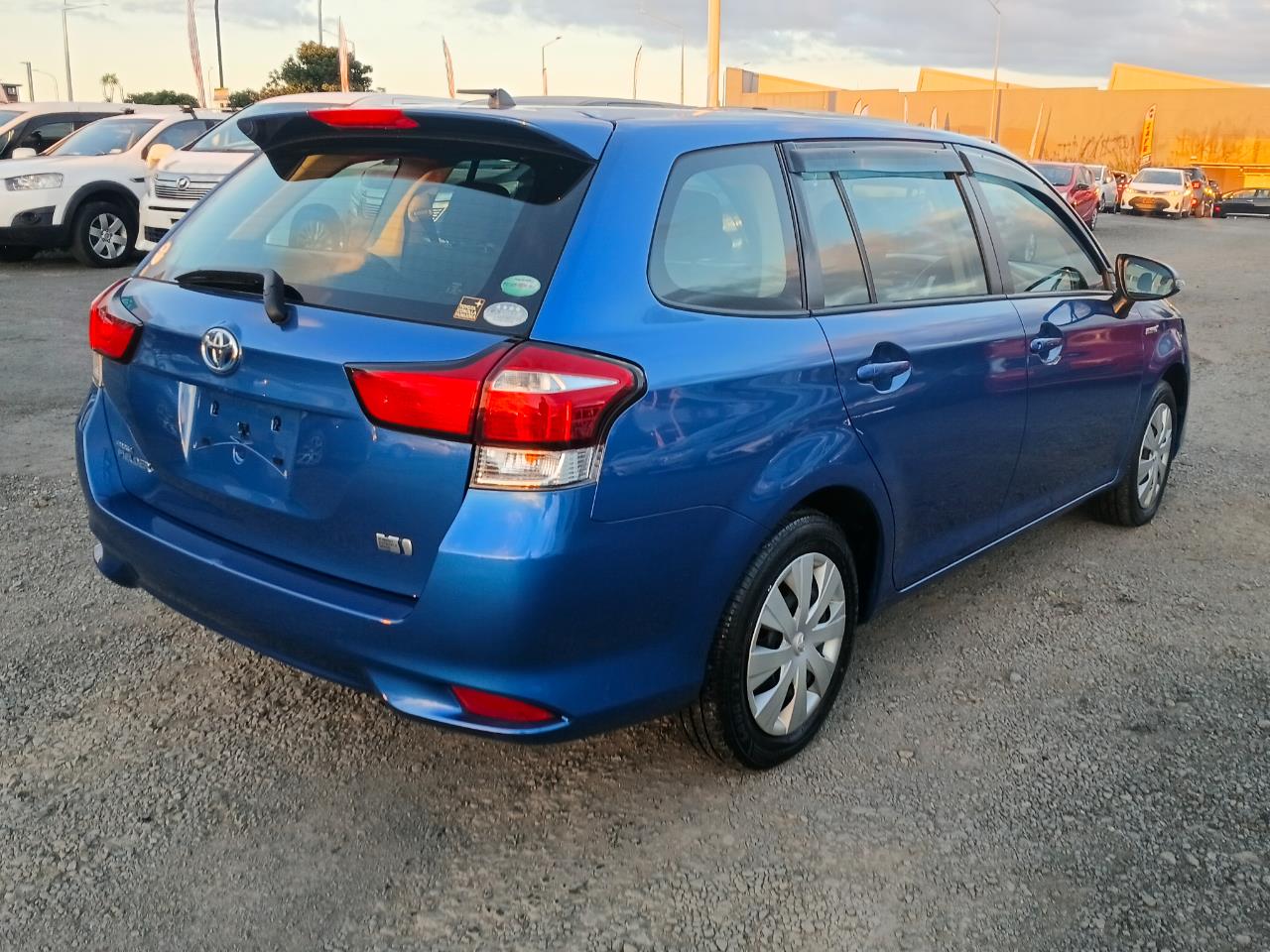 2016 Toyota Corolla thumbnail