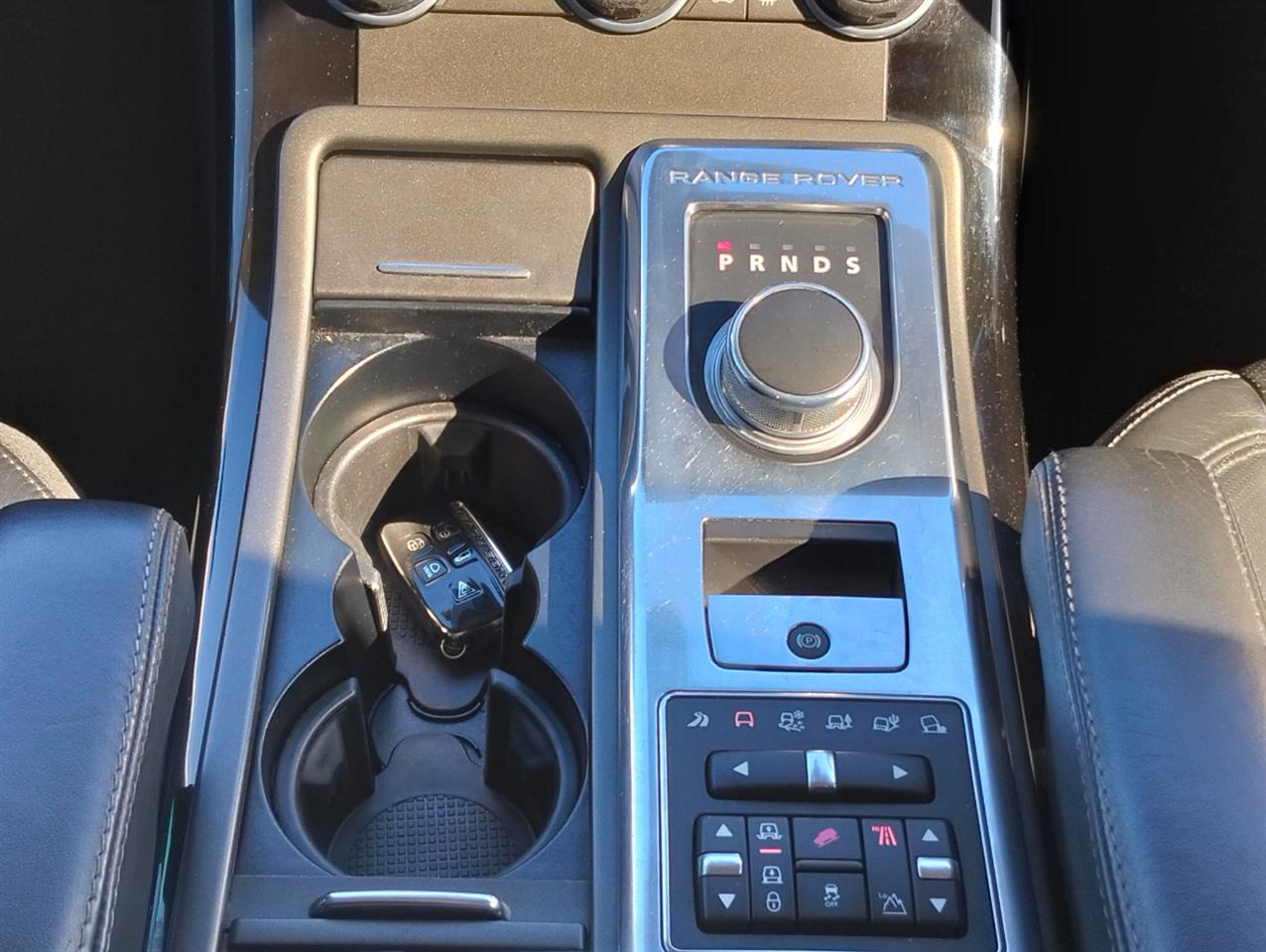 2013 Land Rover Range thumbnail