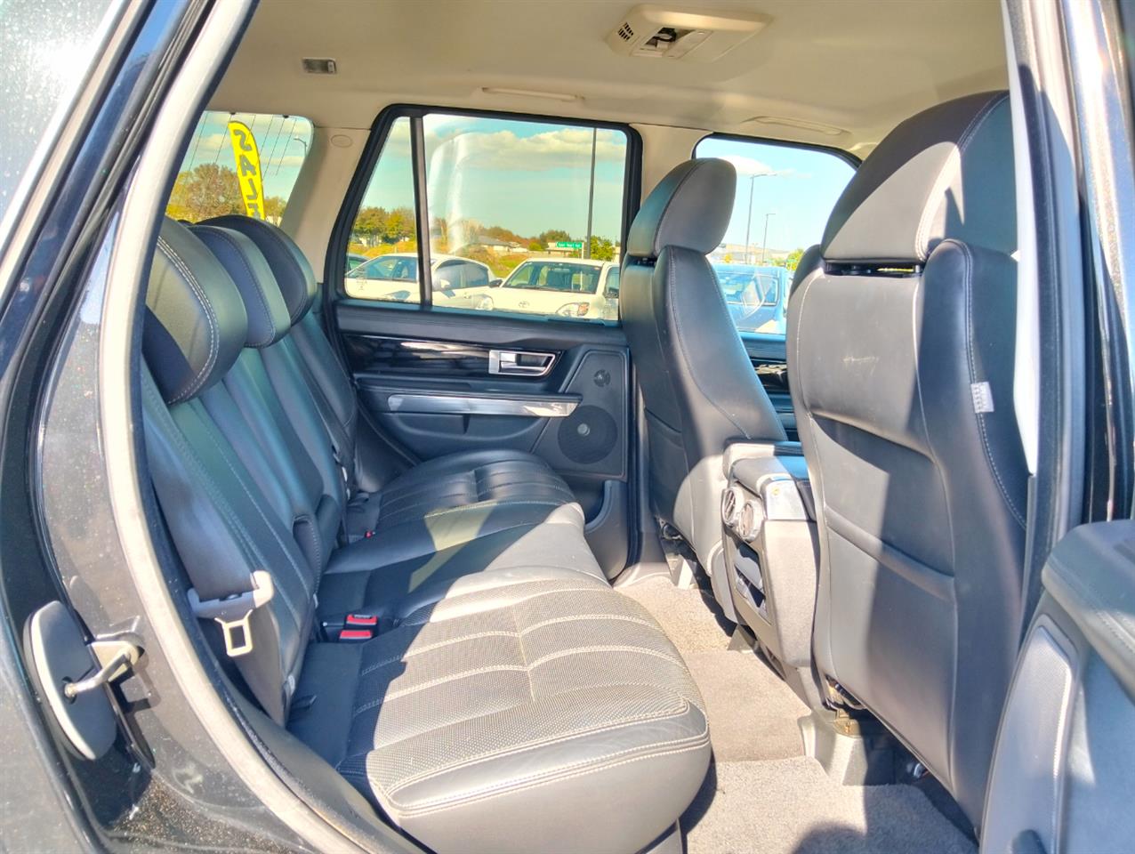 2013 Land Rover Range thumbnail