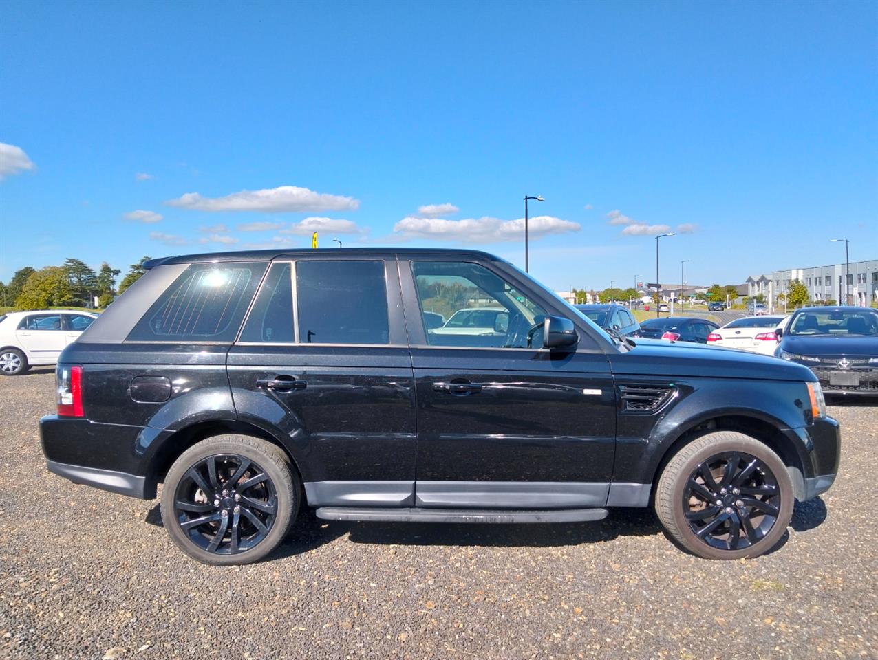 2013 Land Rover Range thumbnail