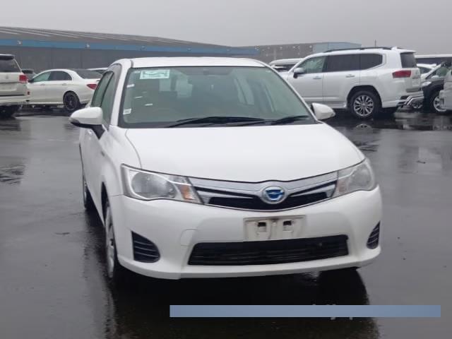2015 Toyota Corolla thumbnail