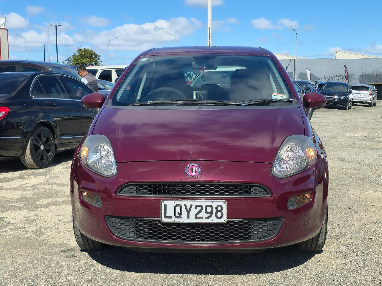 2015 Fiat Punto thumbnail