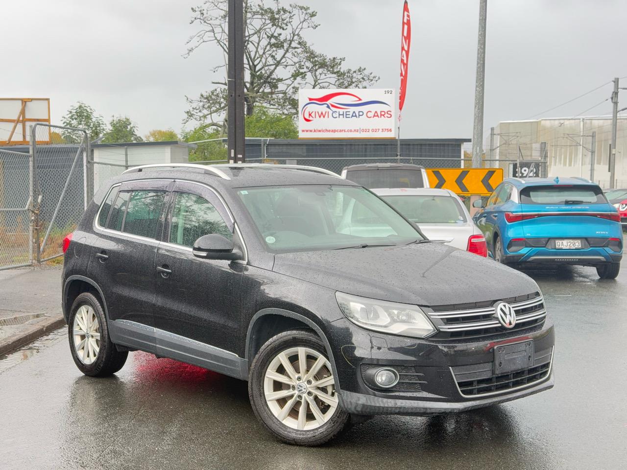 2015 Volkswagen Tiguan thumbnail