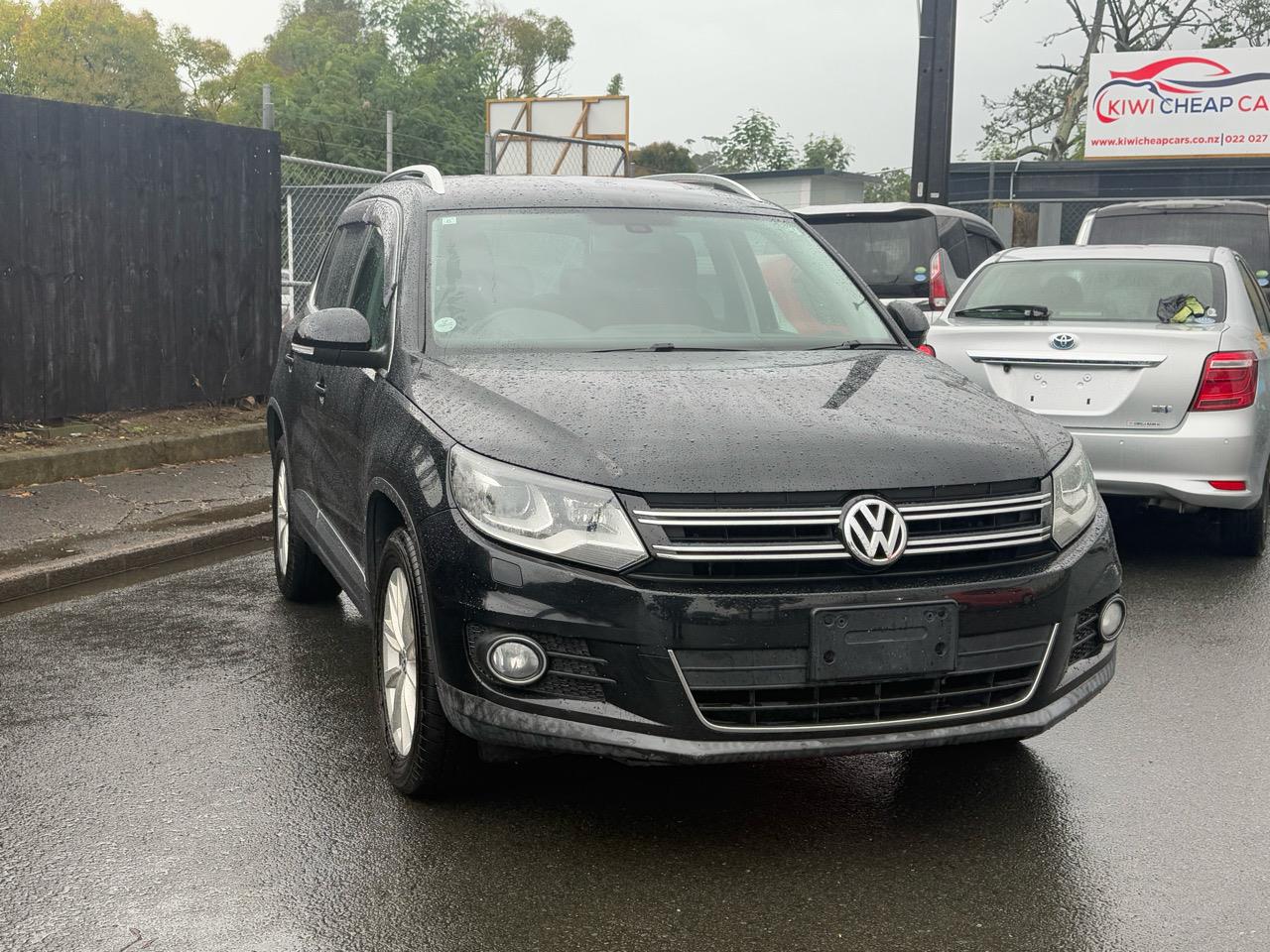 2015 Volkswagen Tiguan thumbnail