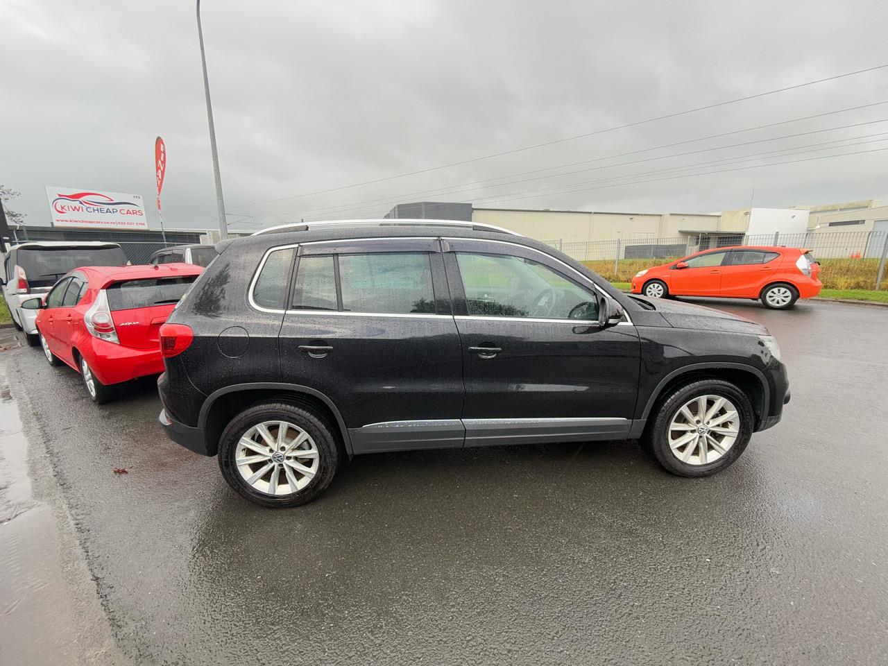 2015 Volkswagen Tiguan thumbnail