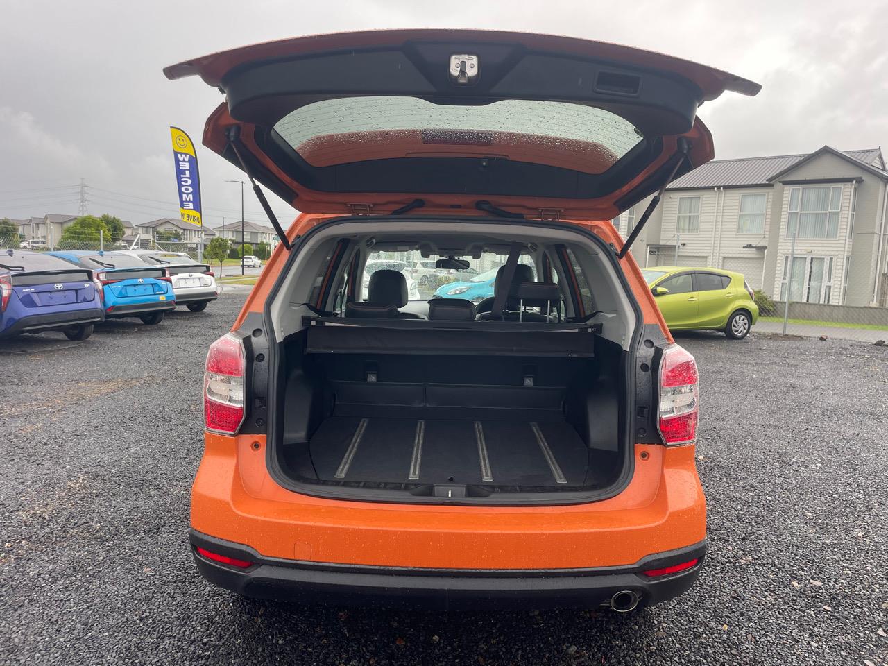 2015 Subaru Forester thumbnail