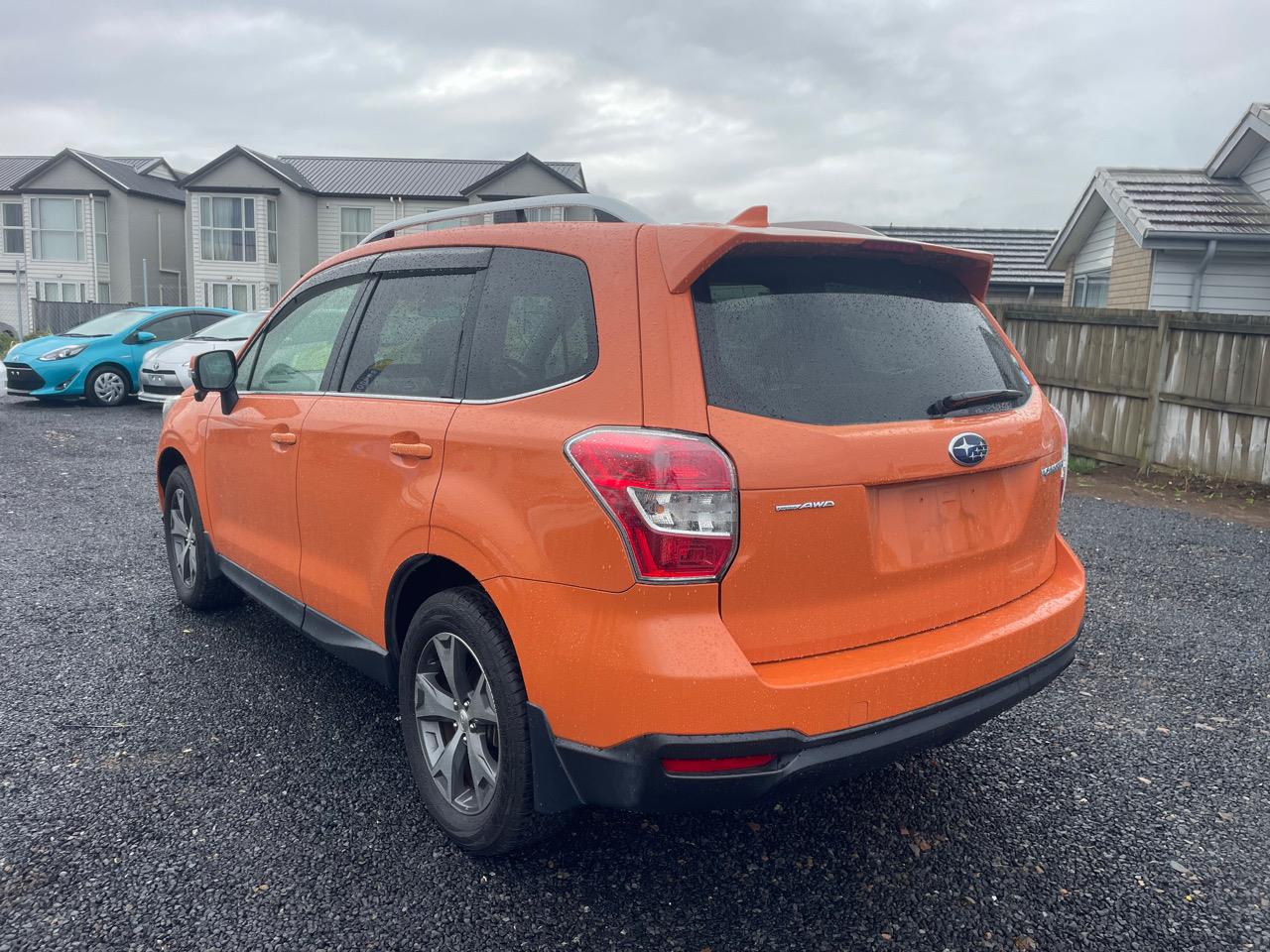 2015 Subaru Forester thumbnail