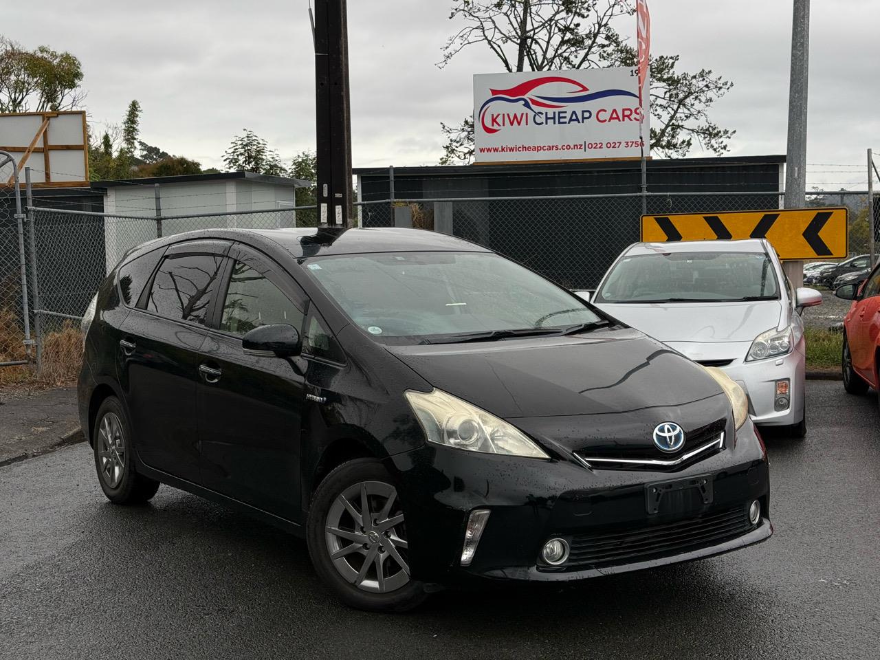 2014 Toyota Prius thumbnail