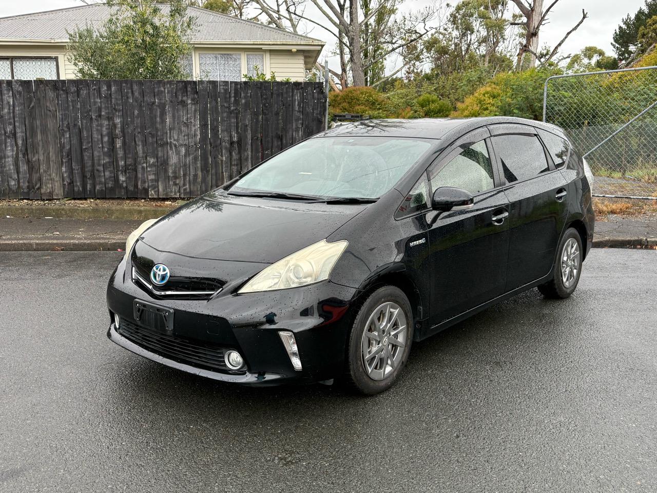 2014 Toyota Prius thumbnail