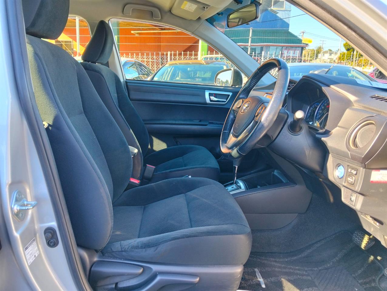 2014 Toyota Corolla thumbnail