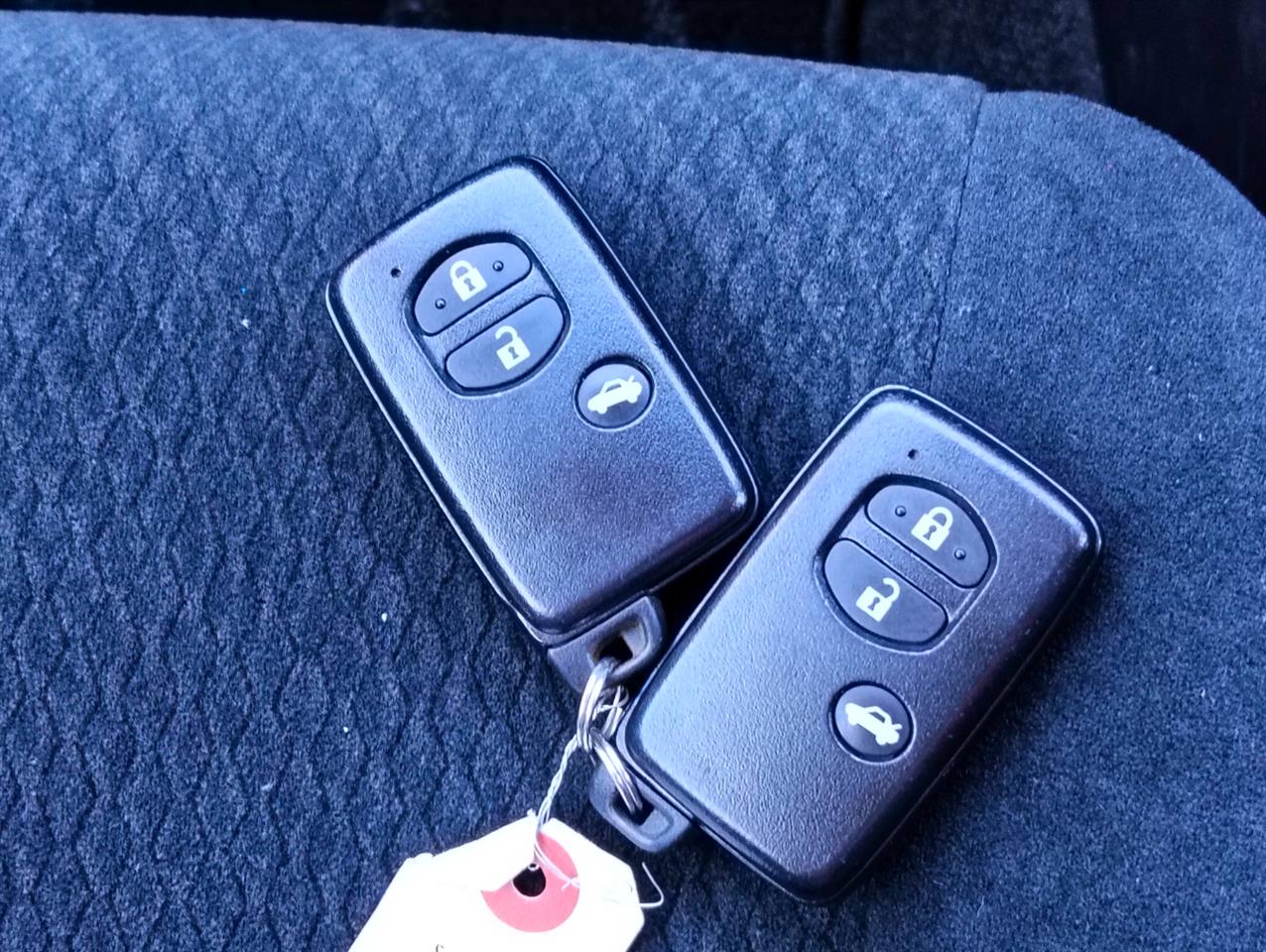 2014 Toyota Corolla thumbnail