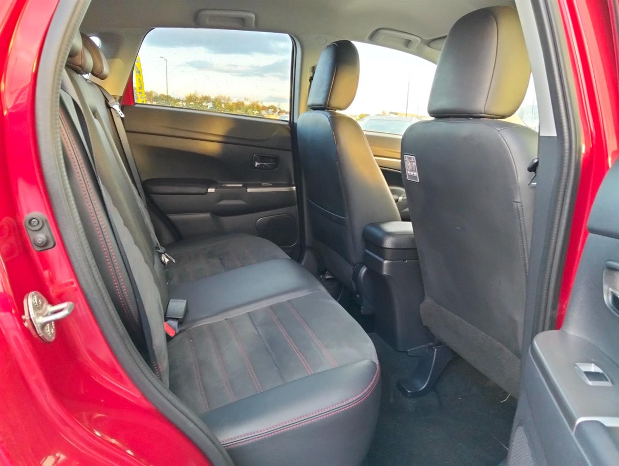2018 Mitsubishi ASX thumbnail