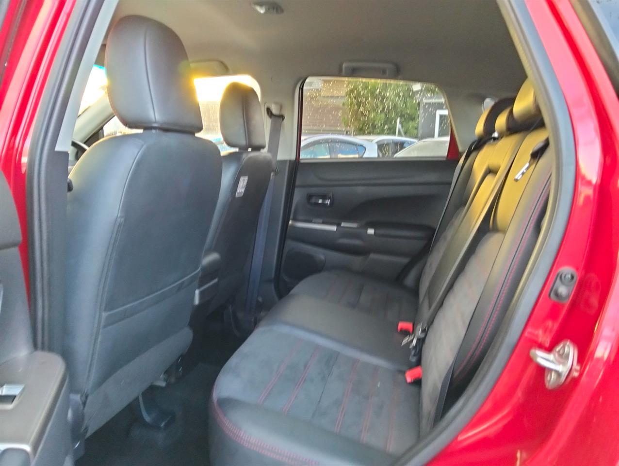 2018 Mitsubishi ASX thumbnail